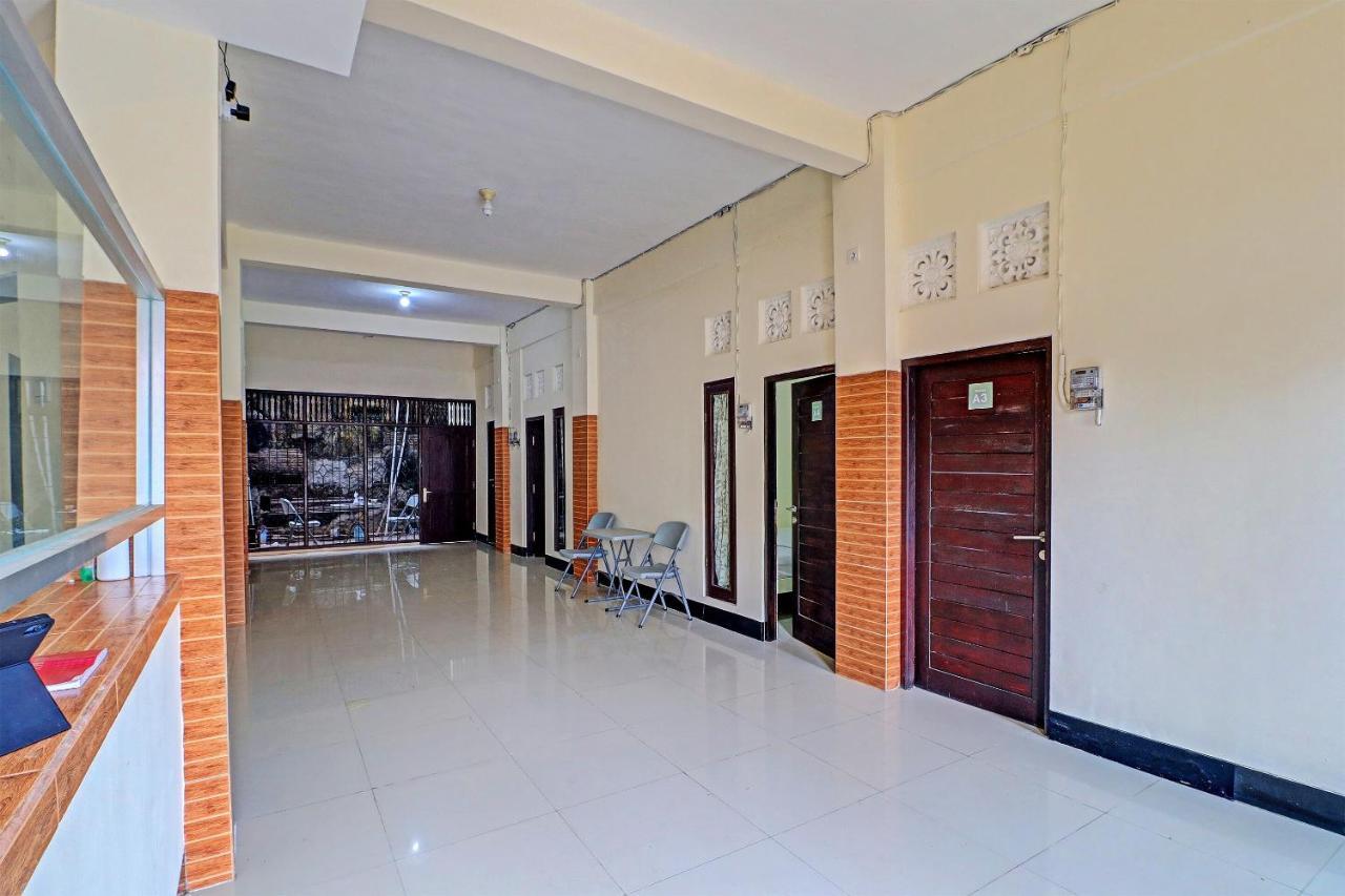 Oyo 91864 Holistic Stay Jimbaran Buitenkant foto