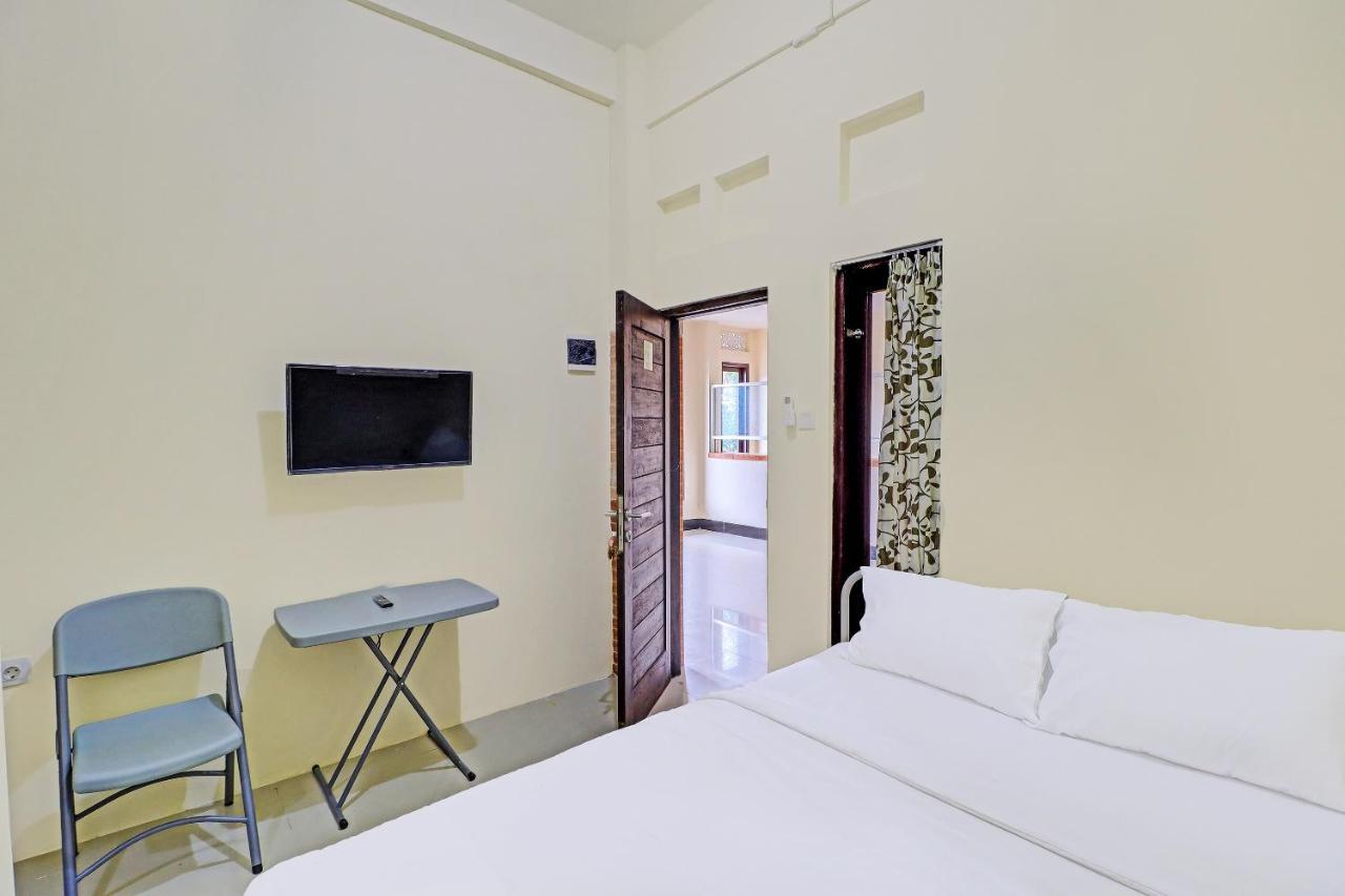 Oyo 91864 Holistic Stay Jimbaran Buitenkant foto