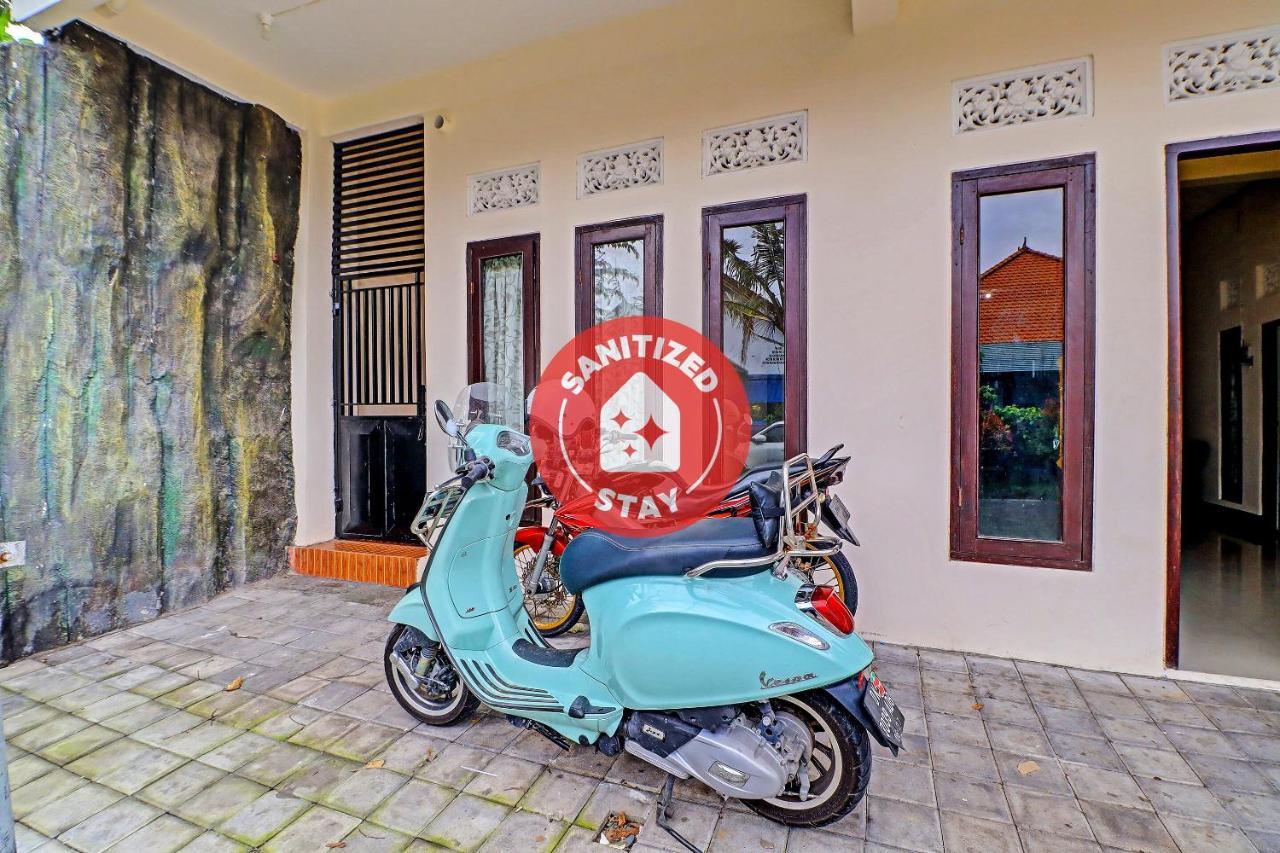 Oyo 91864 Holistic Stay Jimbaran Buitenkant foto