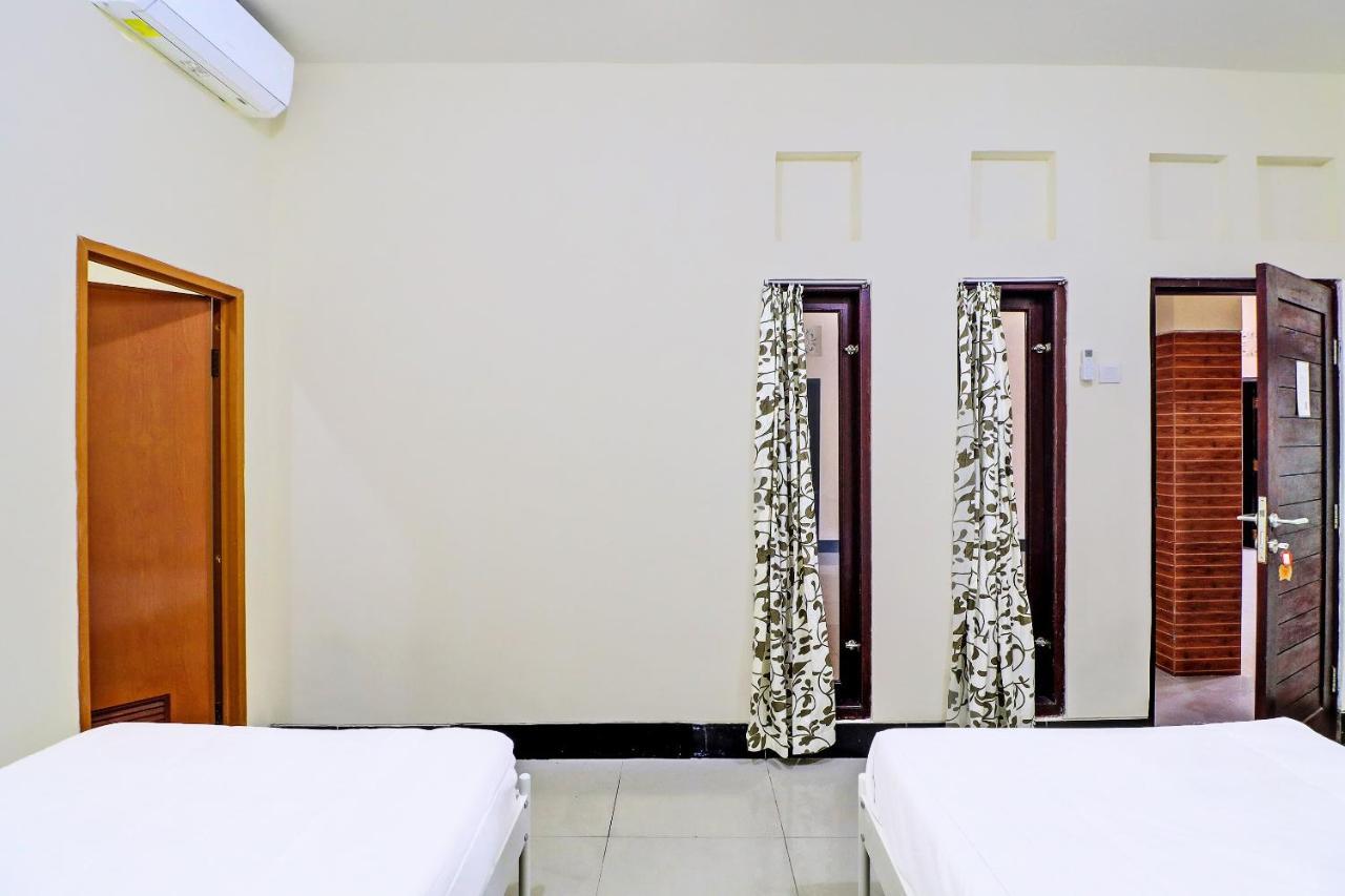 Oyo 91864 Holistic Stay Jimbaran Buitenkant foto