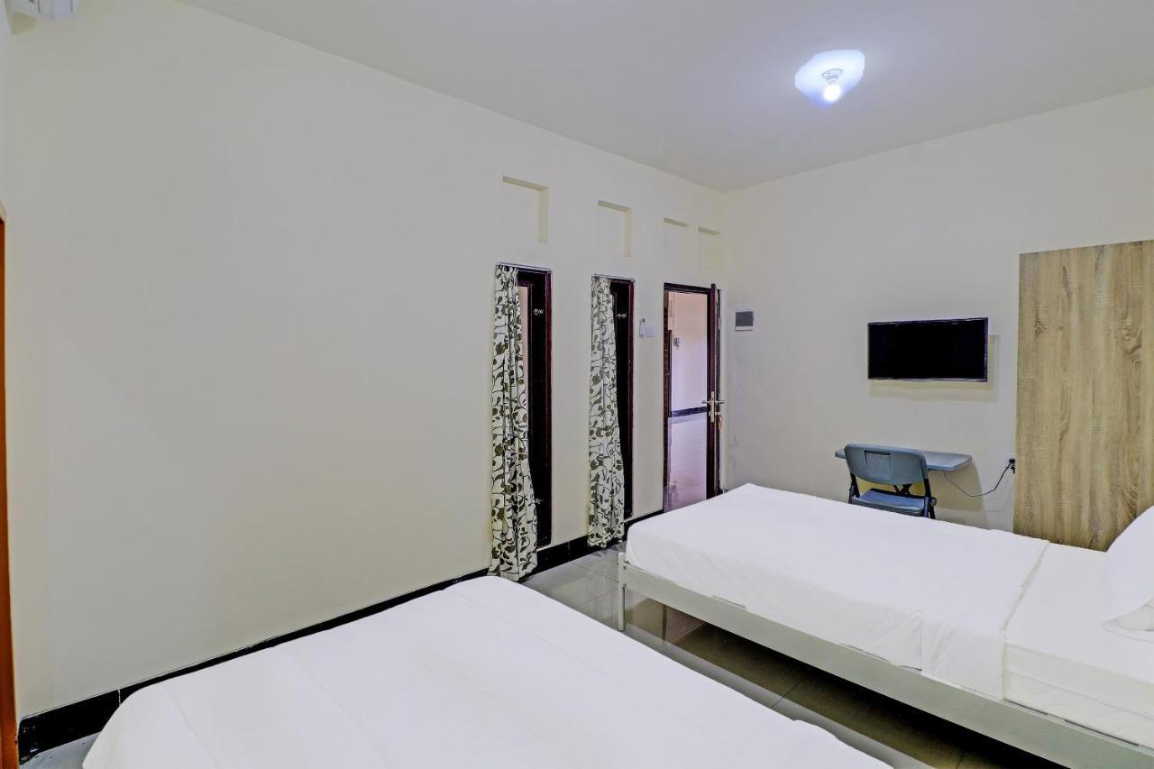 Oyo 91864 Holistic Stay Jimbaran Buitenkant foto